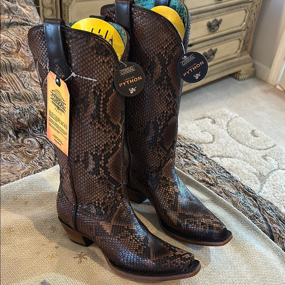 Corral Python Leather Boots - Picture 2 of 8